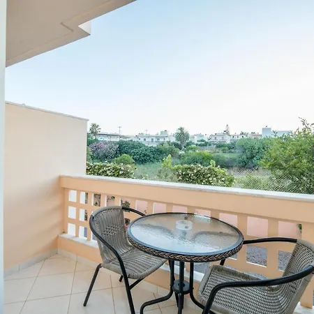 Hotel Hiona 3*